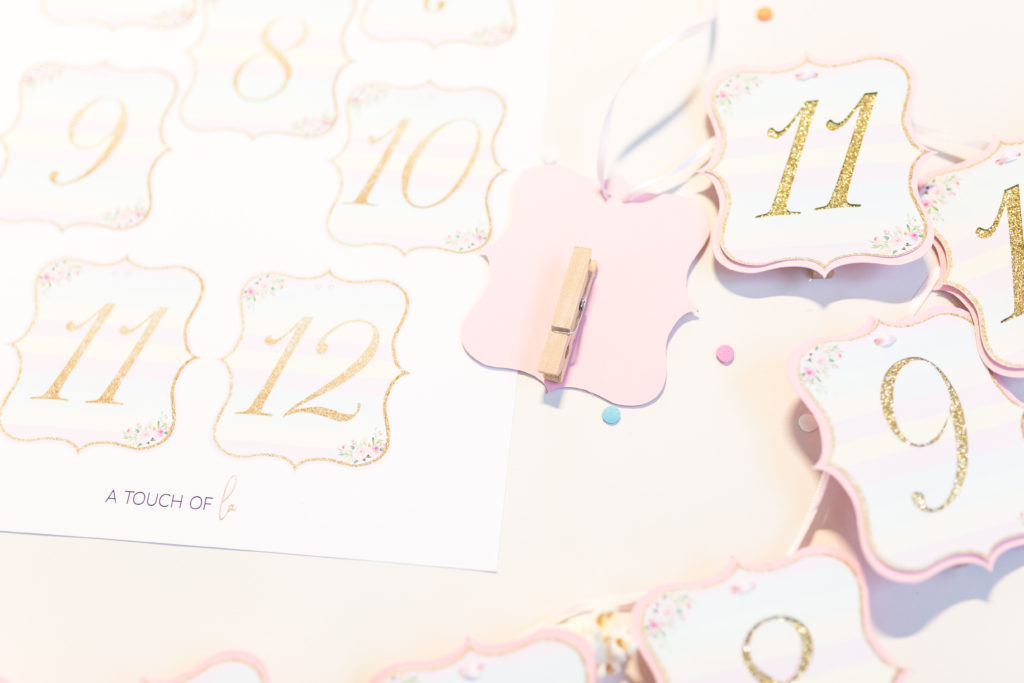 print carousel party decorations