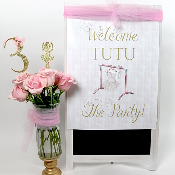 Welcome TuTu the Party Ballerina Welcome Sign